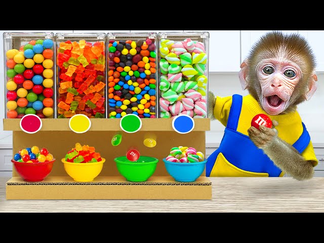 What happened to KiKi Monkey when he play with Candy and Sweets Dispenser Machine? |KUDO ANIMAL KIKI