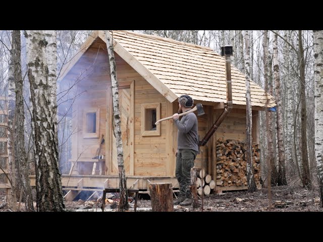 building a rustik cabin in the wilderness just hand tools