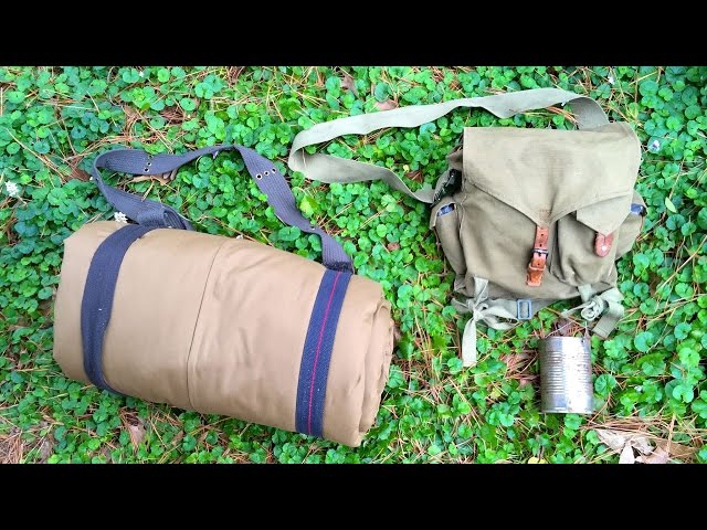 Traditional 1900s Bedroll & Haversack Camping