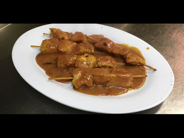 How To Make Chicken Satay Skewers