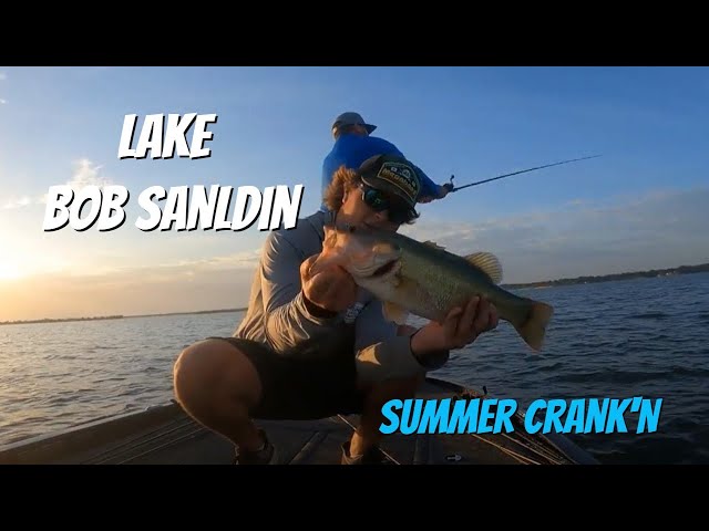 Lake Bob Sandlin - Summer Fun Fishing - Crazy Crank'N!!!