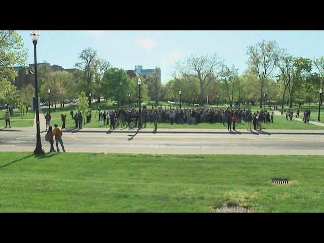 Hundreds gather on Ohio State campus protesting Israel-Hamas war