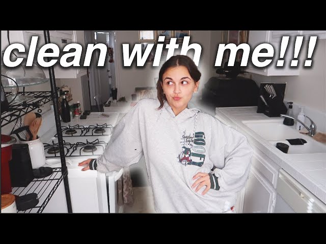 clean with me!!! a little Sunday reset | VLOGMAS 2023