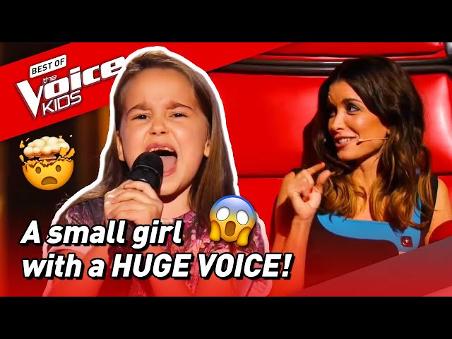 This young girl SURPRISES with a POWERFUL ONE-OF-A-KIND VOICE in The Voice Kids! 🤯| Road To