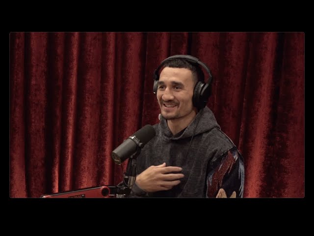 JRE MMA Show #155 with Max Holloway