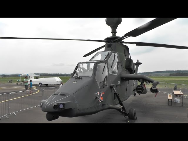 Flugshow | Tag der Bundeswehr in Fritzlar: Tiger, NH 90, B0 105, Bell UH-1D