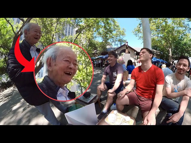 Foreigners Surprise Elders With Their Mandarin During Tea Ceremony