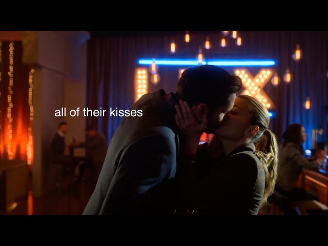 every deckerstar kiss