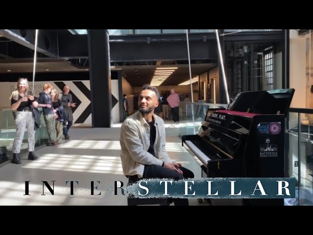Shoppers React to Epic Interstellar Cover in Public