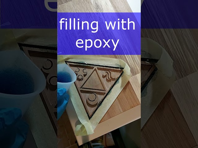 how to personalize chopping boards with The Legend of Zelda's triforce logo (cnc/epoxy) #shorts