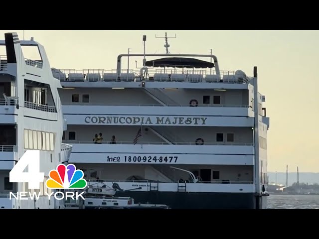 Multiple people stabbed on party boat in Brooklyn | NBC New York