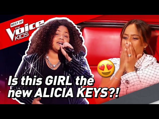 A YOUNG girl AMAZES coaches with her voice in The Voice Kids! 🤩 | Road To