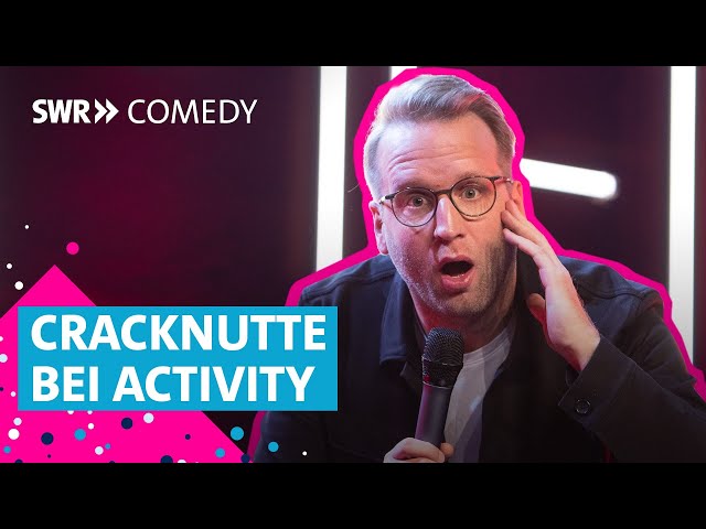 Gangmitglied ohne Eier, saufen mit Oma & Cracknutte bei Activity | Benni Stark | Comedy Clash