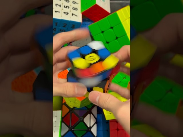 Rubik’s Supercube Unboxing