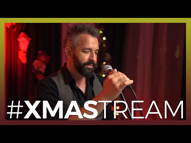 (CRACIUN Altfel) Daniel Lazar - White Christmas (Live Cover Michael Bublé la XMAStream) 🎄