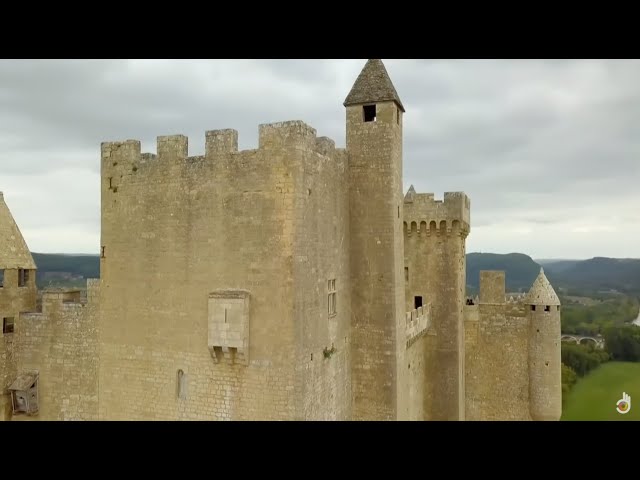 A Thousand Years of European Castles