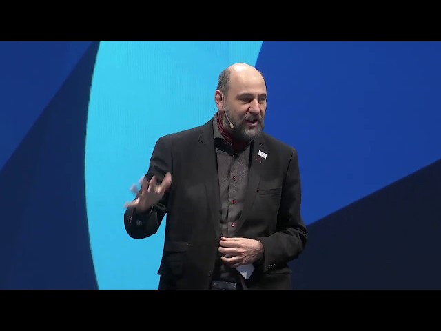 The elephant in the architecture- Martin Fowler (ThoughtWorks)