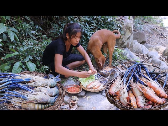 Survival cooking in forest- Cooking lobster salad with Chili sauce for lunch