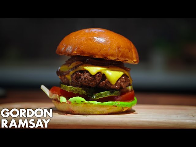Gordon Ramsay Makes an All American Burger