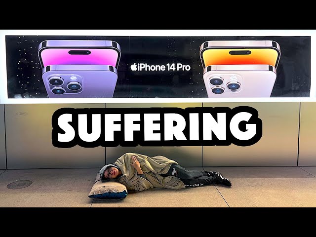 WAITING IN LINE FOR iPHONE 14 PRO