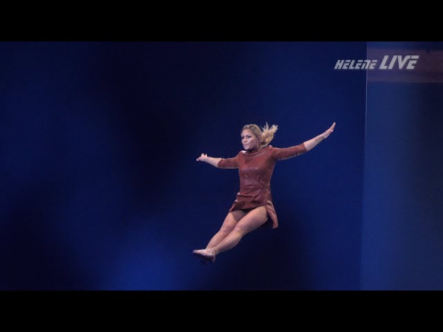 Helene Fischer Show 2023 - "Wunden" Akrobatik