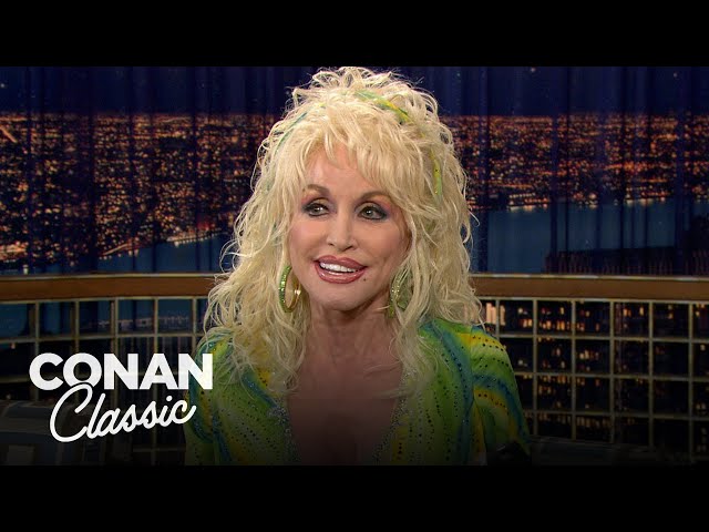 Dolly Parton Got Kicked Out Of A Hotel During Her First Trip To NYC | Late Night with Conan O’Brien