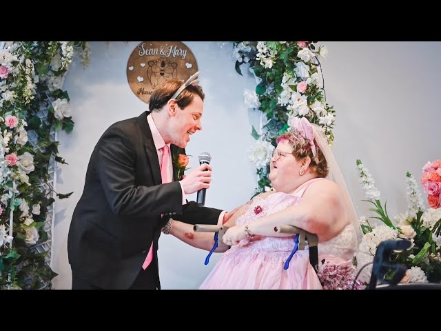 'My heart was full' | B.C. hospital staff put together wedding for cancer patient