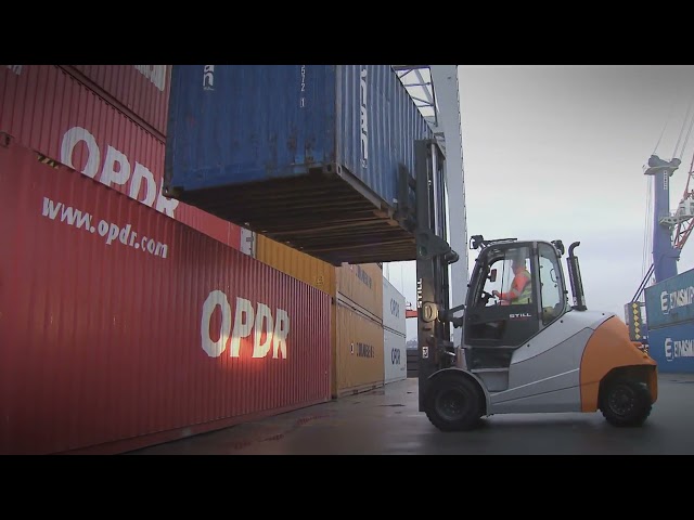 Diesel forklift truck RX70 60 80 in use