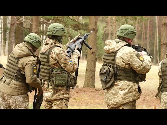 Tarptautinis instruktoriaus kursas kariams iš Ukrainos
