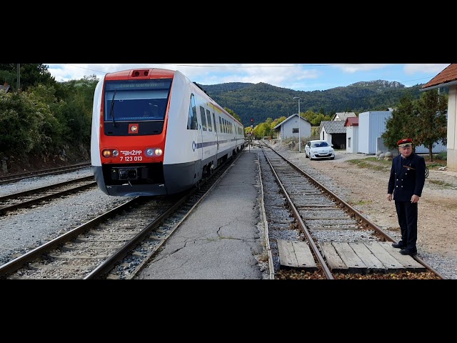 Vlak u Ličkom Lešću 04.10.2019.