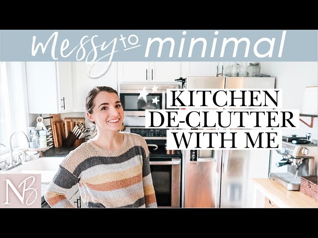 *epic* KITCHEN DE-CLUTTER WITH ME 💪 Messy To Minimal Ep. 1 | Small KITCHEN TRANSFORMATION