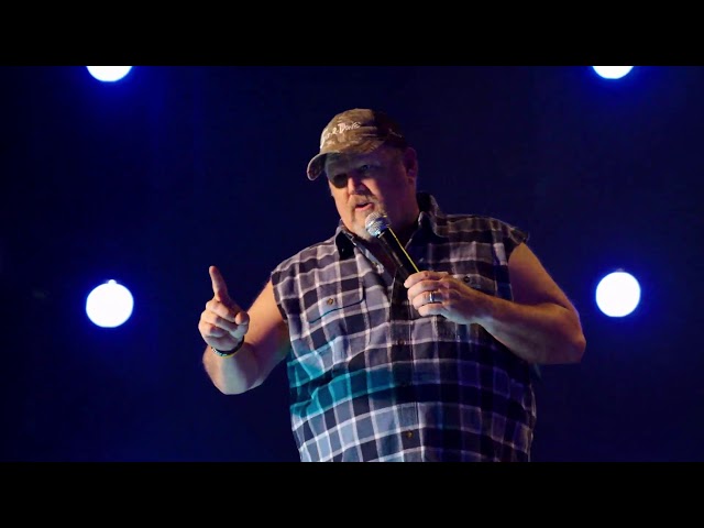 Larry the Cable Guy's Cross Country Record Can NEVER Be Broken! - Remain Seated