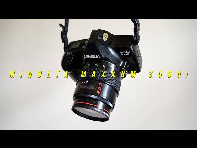 The 35mm Wedding Camera - Minolta Maxxum 3000i Review