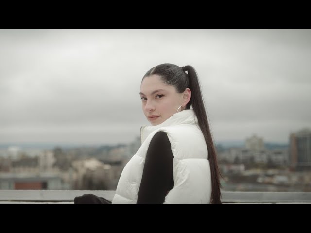 Dani B - Congelados (Official video)
