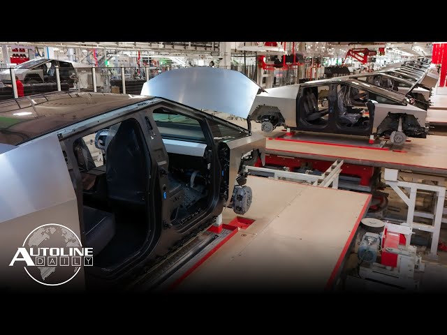 Tesla Mixing Current & Next-Gen Platforms; G-Class EV Has 4 Electric Motors - Autoline Daily 3797