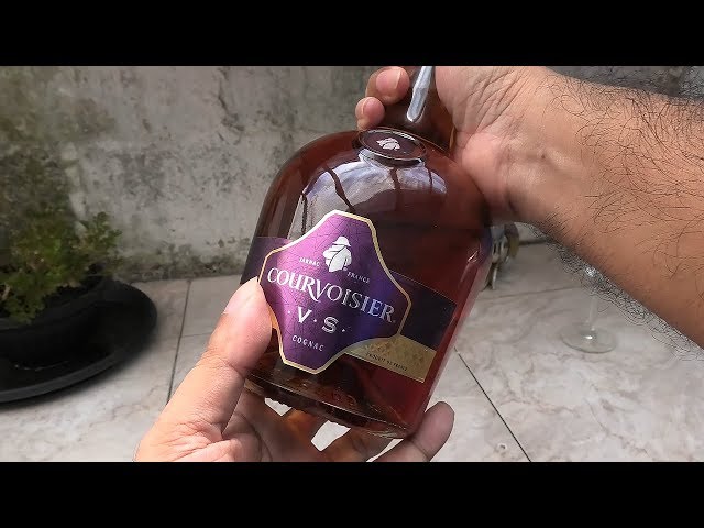 Courvoisier VS Cognac Review & Taste Test