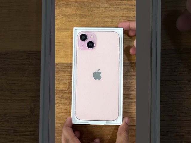 iPhone 15 Unboxing