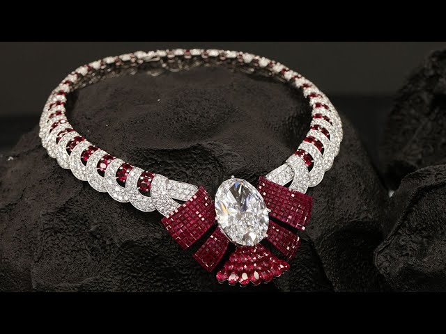 Most Astonishing Necklaces of 2022 from High Jewellery Houses