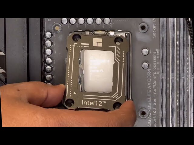 Fixing Intel's LGA 1700 Socket ✅ - Works for Intel 12th & 13 Gen CPUs!