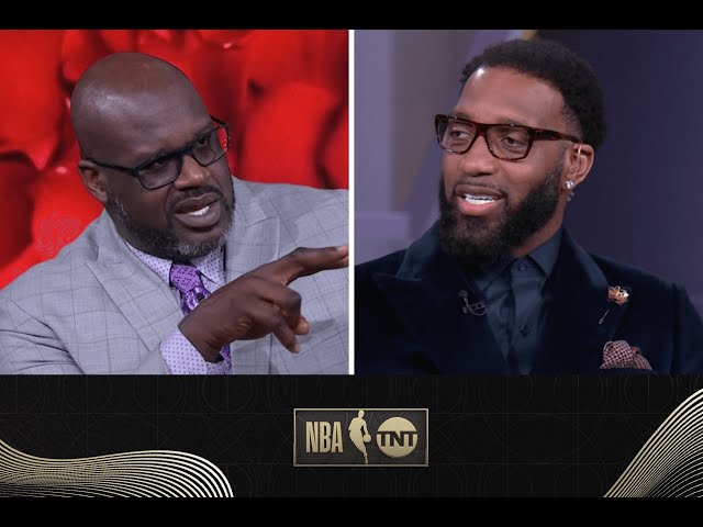 "You Gave It To All The Greats" | Shaq & D-Wade Give Tracy McGrady His Roses | NBA on TNT