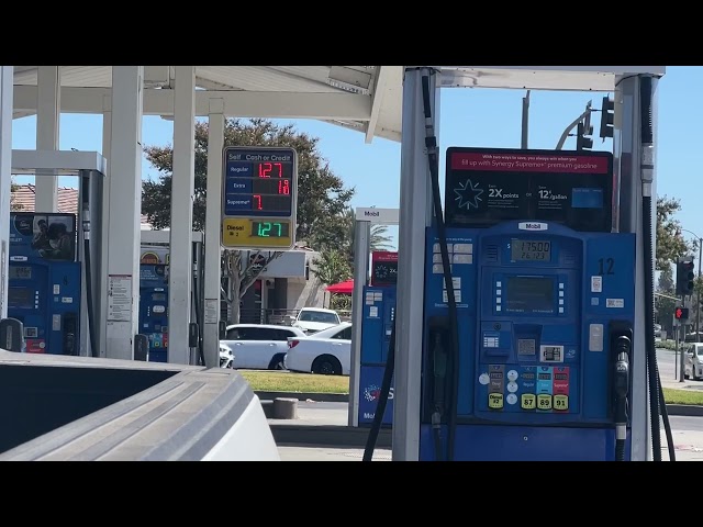 Original video of Flipper Zero hacking gas prices
