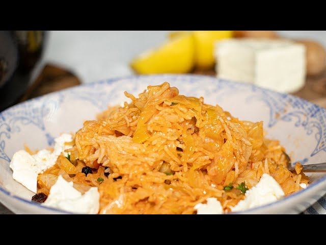 Lahanorizo: Greek Cabbage Rice Pilaf