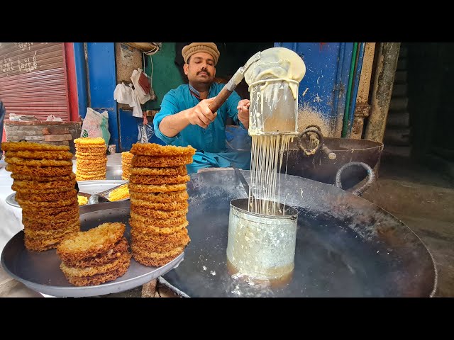 Khakhar Pura Recipe | Lahori Khakhar Pura | Lahori Pura | Lahore Street Food | Pakistani Street Food