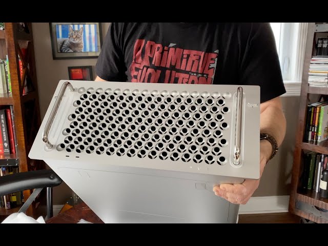Apple Mac Pro Rack - Unboxing and Observations from a Music Professional