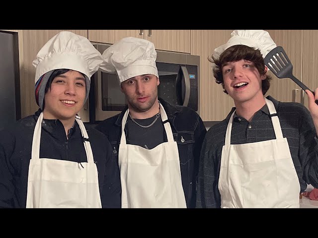 Quackity's Chaotic Cooking With Karl Jacobs And Austin Show