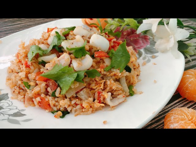 5-Star Chef's Standard Seafood Fried Rice Recipe