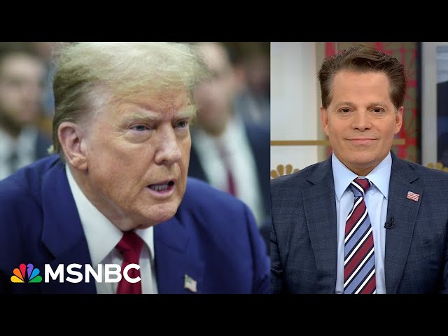 Anthony Scaramucci: Trump's family not showing up in court weighs on him