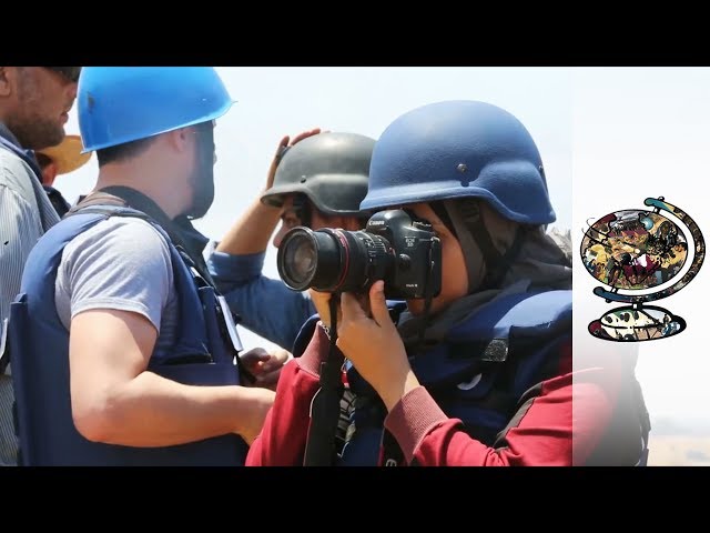 Gaza's First Female Photographer Dodging IDF Bullets