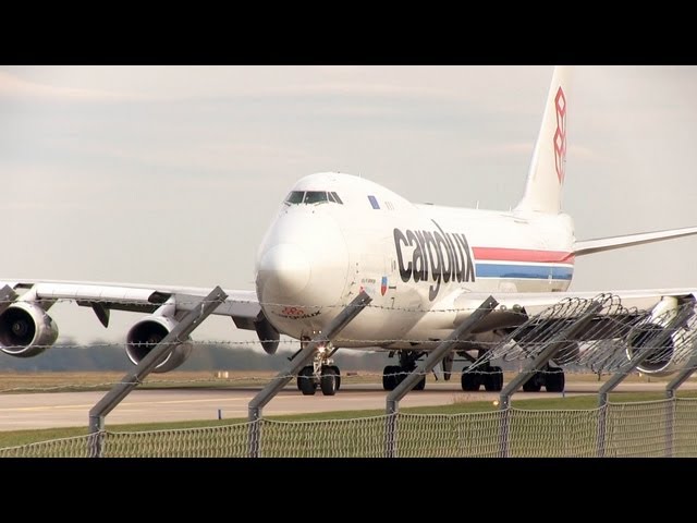 Boeing 747-400 F Cargolux Take Off at Hannover Airport