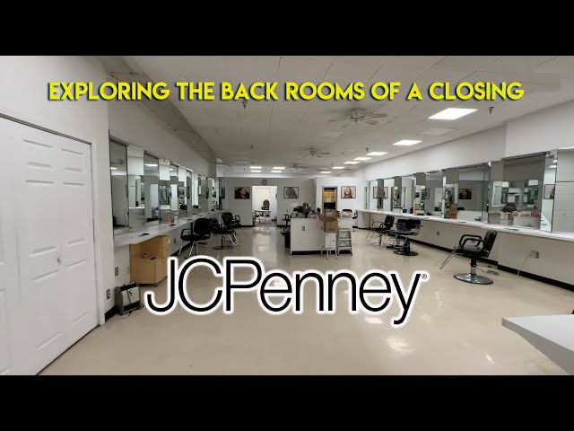 Exploring the back rooms of a closing JCPENNEY - Hermitage PA
